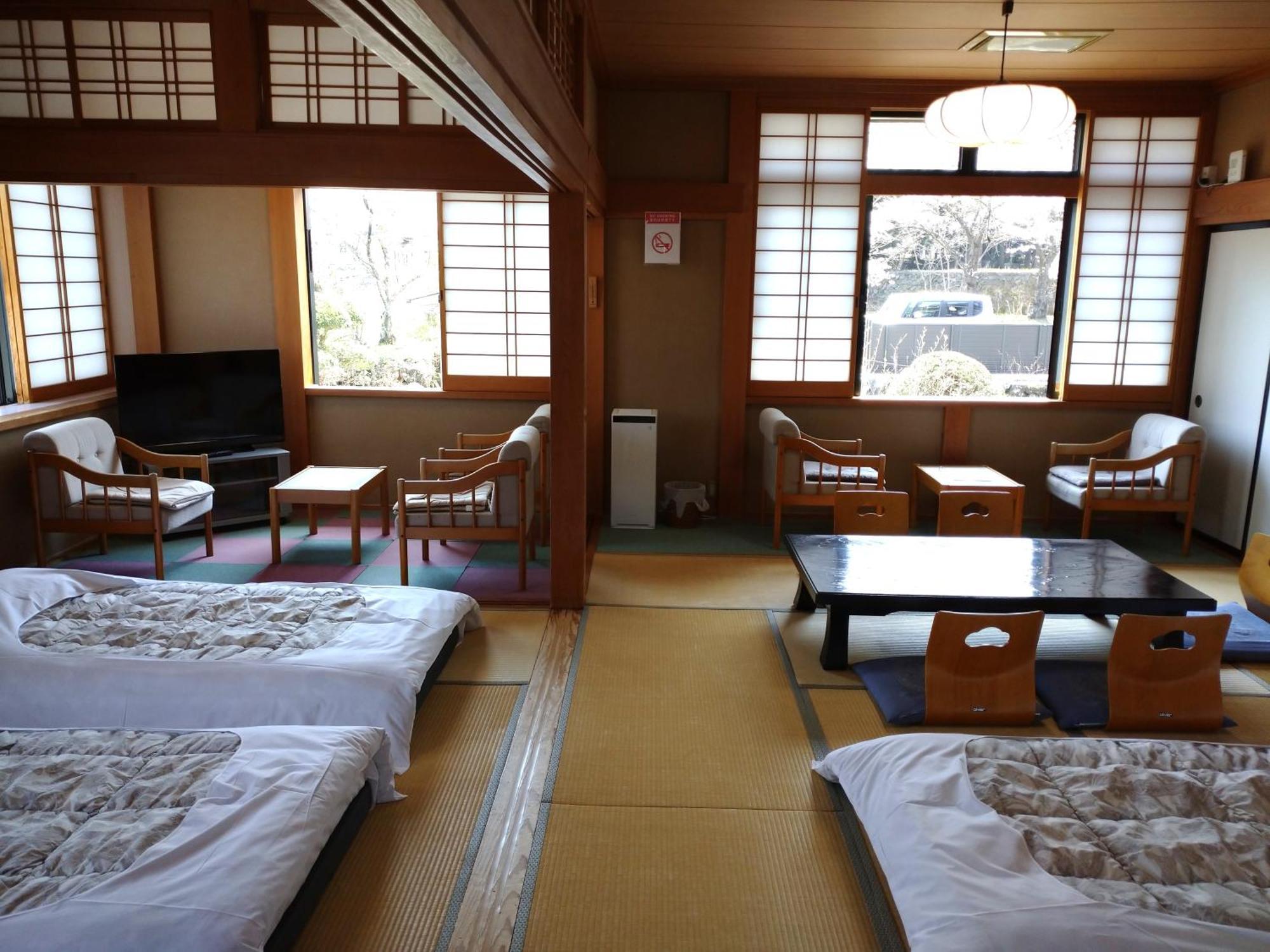Hotel Nishimiyasou Fudžikawagučiko Exteriér fotografie