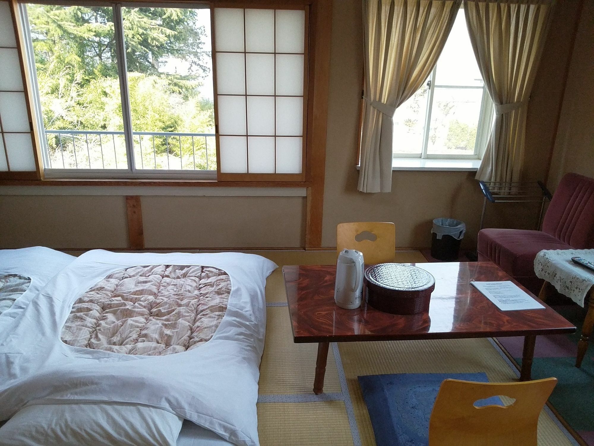 Hotel Nishimiyasou Fudžikawagučiko Exteriér fotografie